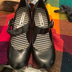American eagle Mary Janes